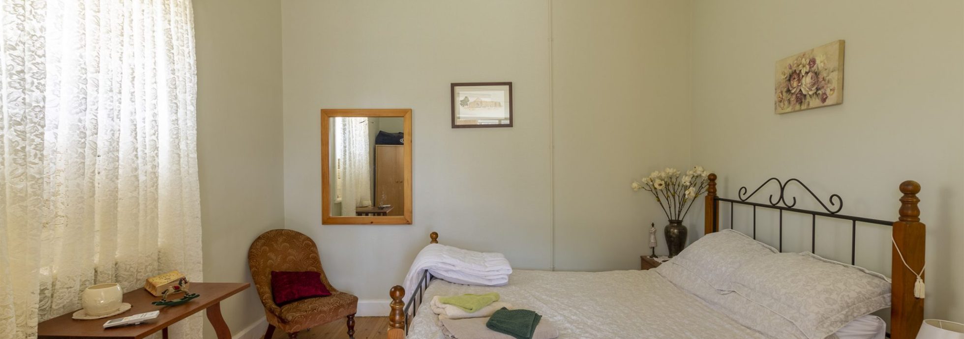 whim cottage bedroom